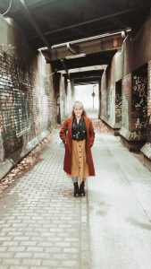 Photo of Anna Maria Koehnke standing in alleyway